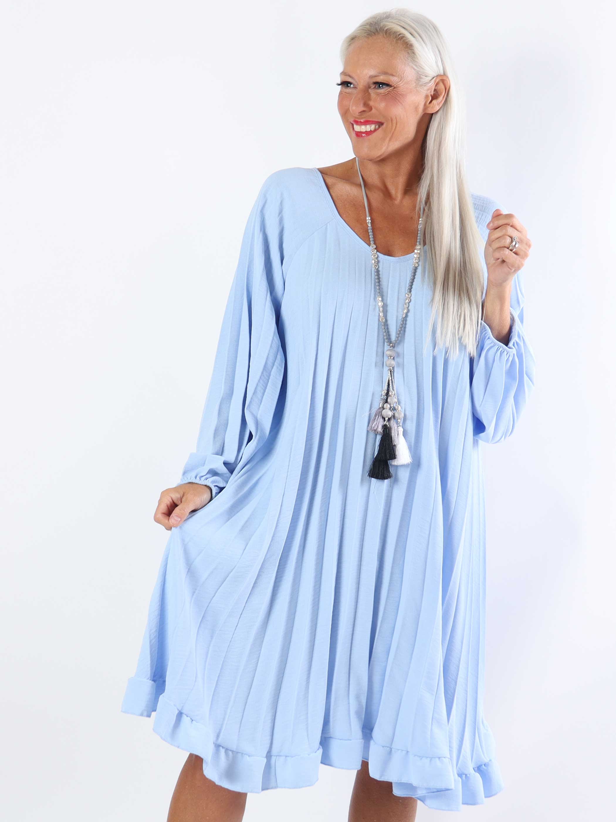 Santorini Dress - Söt klänning i plusstorlek med veck